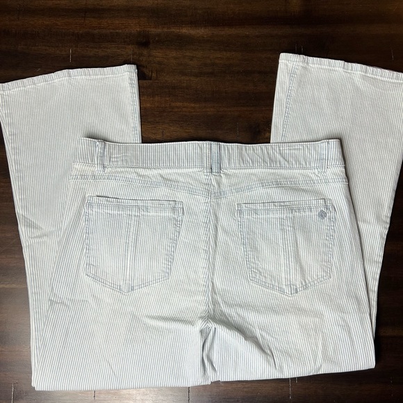 Democracy Pin striped Itty Bitty Boot Distressed Pant - Picture 9 of 13